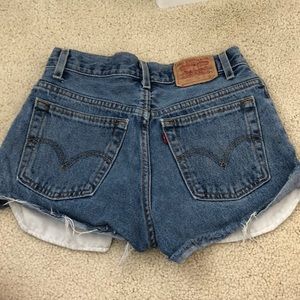 Levi vintage jean shorts 550